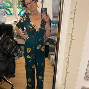 🦚Emerald Green Floral Elegant Bodysuit🦕